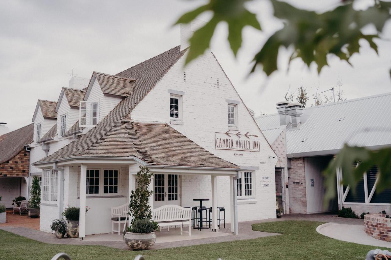 Camden Valley Inn ภายนอก รูปภาพ