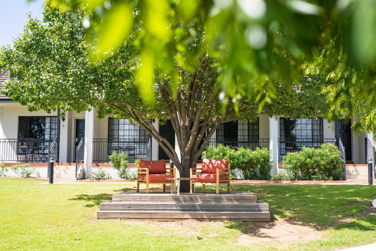 Camden Valley Inn ภายนอก รูปภาพ