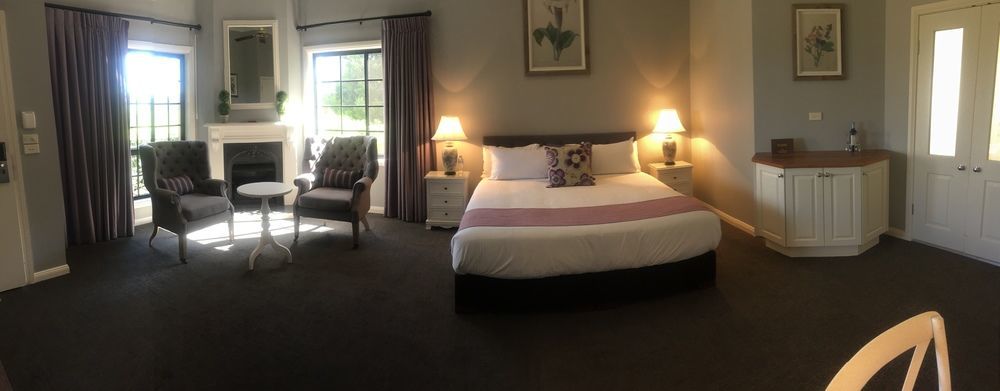 Camden Valley Inn ภายนอก รูปภาพ
