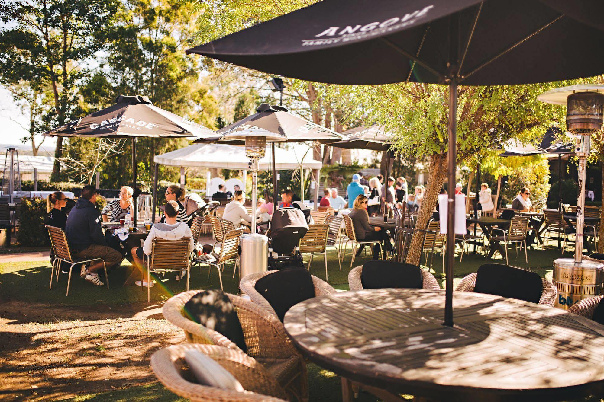 Camden Valley Inn ภายนอก รูปภาพ